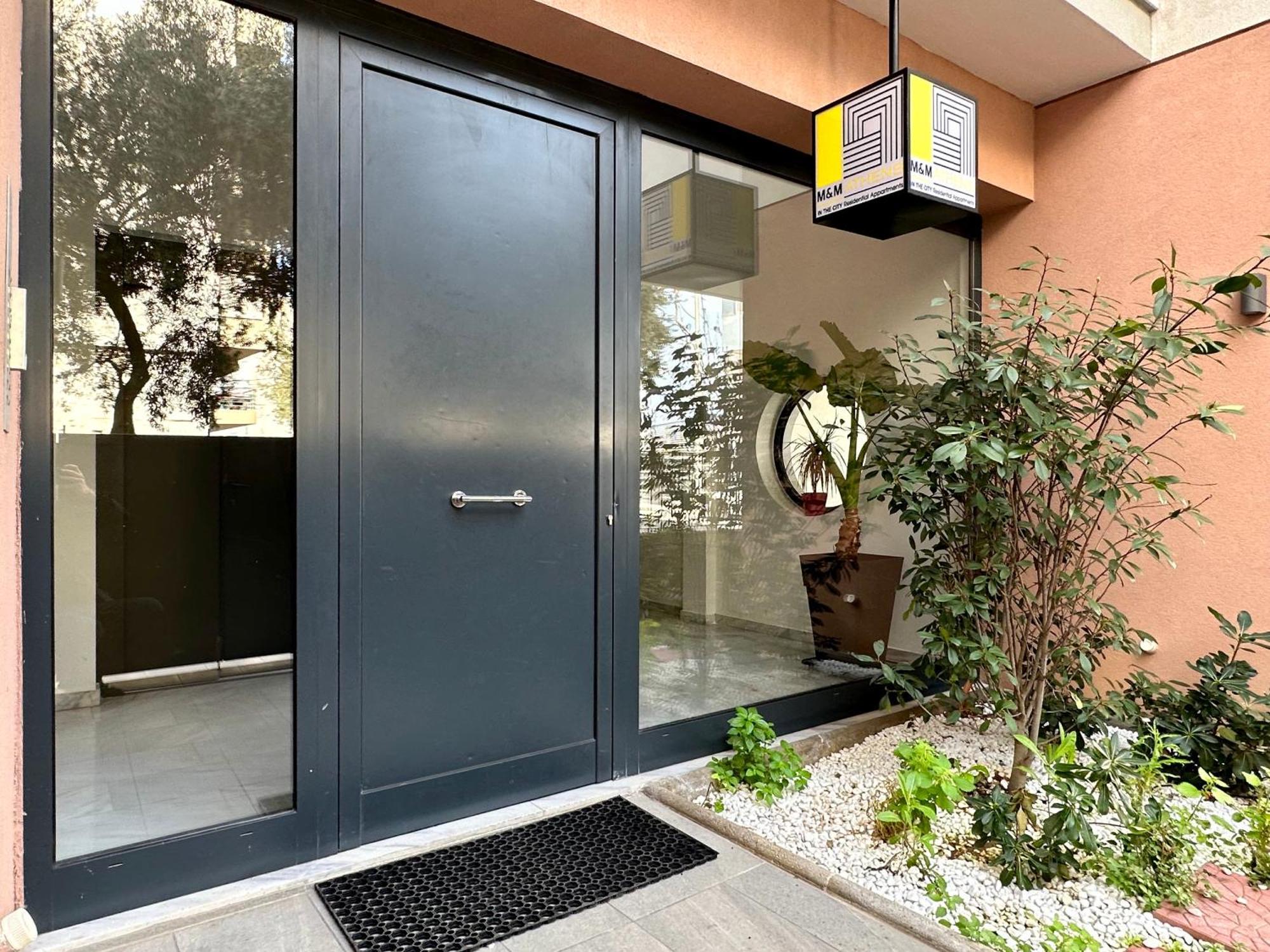 M & M - Boutique Apartments 雅典 外观 照片